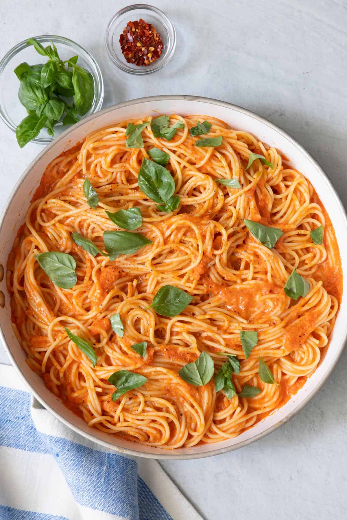 Ingredient Creamy Roasted Red Pepper Pasta: Dinner in Minutes